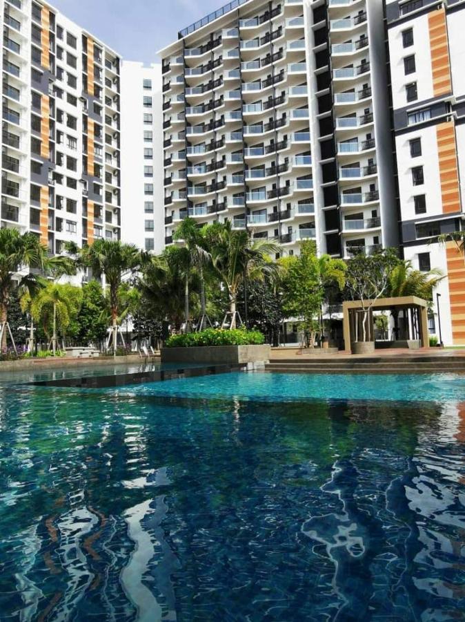 Timurbay By Dfamilia, Ground Floor Suite With Easy Access To The Pool And Beach Kuantan Exterior foto